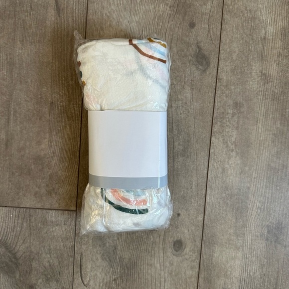 New Little Jump Bamboo Muslin Swaddle Blanket Rainbow Print Baby. NEW. 47”x47” - Picture 12 of 16